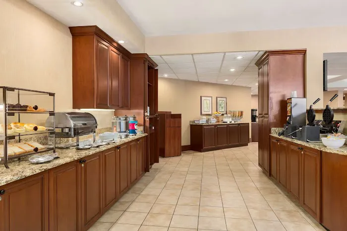 Country Inn & Suites by Radisson, Atlanta Galleria/Ballpark, GA 5