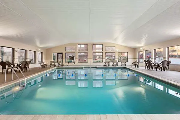 Country Inn & Suites by Radisson, Atlanta Galleria/Ballpark, GA 5