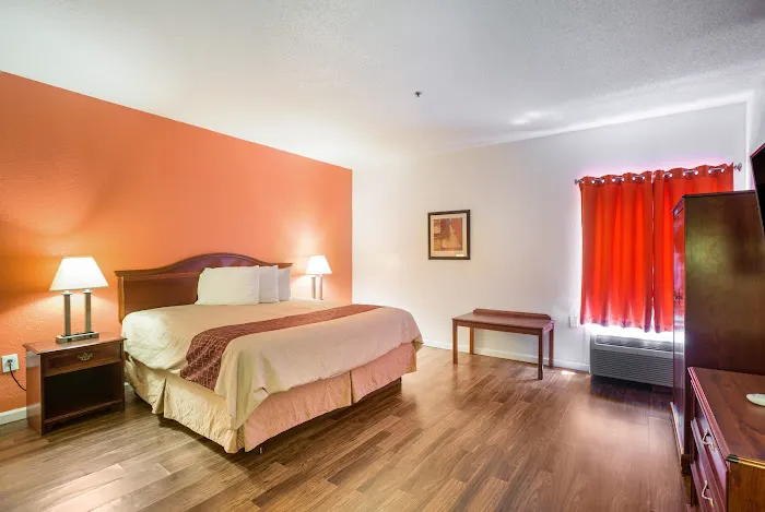 Budgetel Inns & Suites - Atlanta Galleria Stadium 4