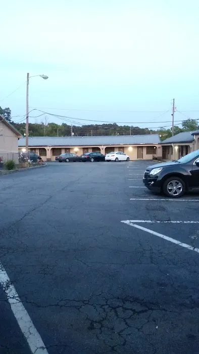 Masters Inn Marietta 4