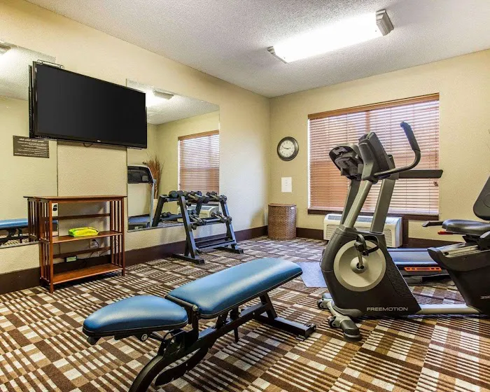 Comfort Inn & Suites Ballpark Area 4