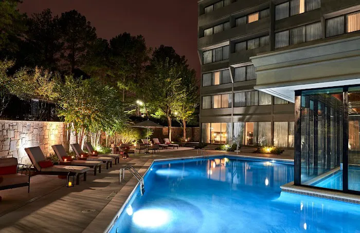 DoubleTree by Hilton Atlanta Windy Hill Ballpark 5
