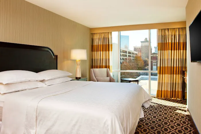 Courtland Grand Hotel 5