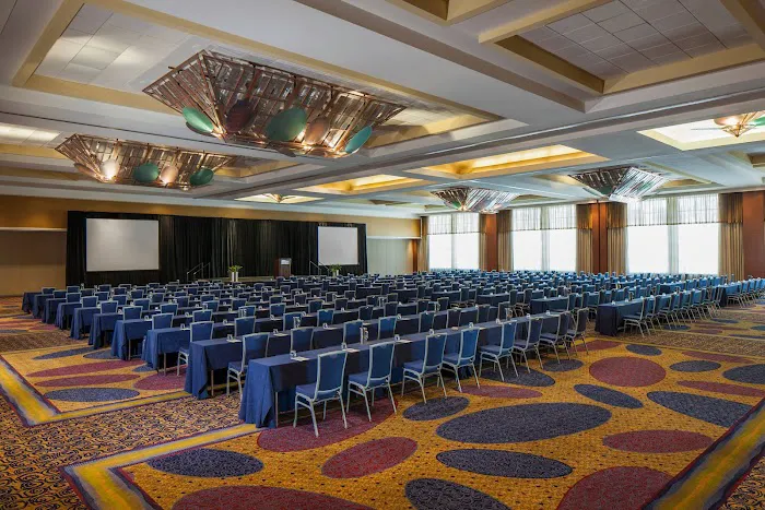 Courtland Grand Hotel 5