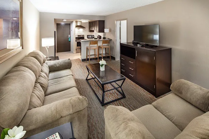 Holiday Inn Atlanta-Northlake by IHG 5
