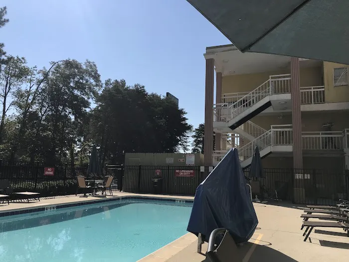 Quality Inn Northlake 5