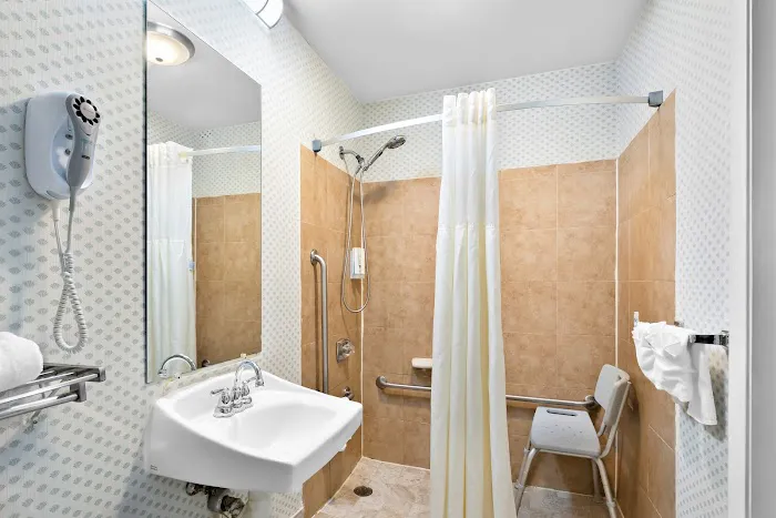 Quality Inn Northlake 5