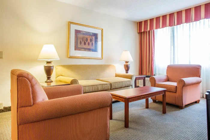 Clarion Hotel & Conference Center North Atlanta 4