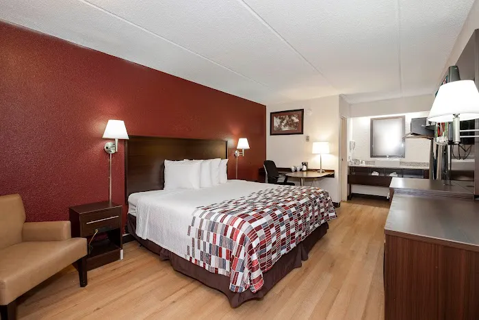 Red Roof Inn Atlanta - Smyrna/Ballpark 4