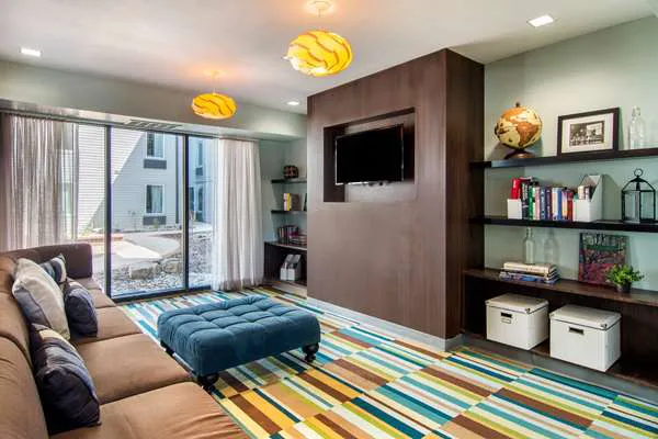 Clarion Inn & Suites Atlanta Downtown 5