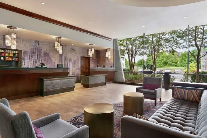 DoubleTree by Hilton Hotel Atlanta - Northlake 5