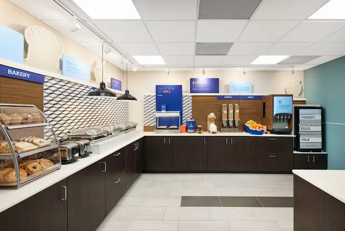 Holiday Inn Express & Suites Atlanta - Tucker Northlake by IHG 5