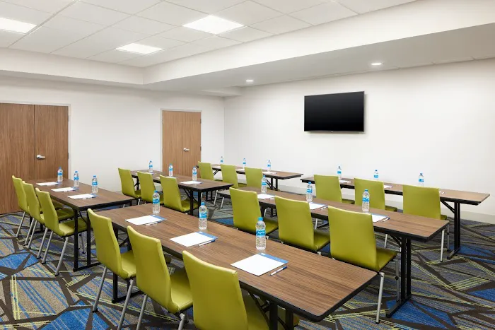 Holiday Inn Express & Suites Atlanta - Tucker Northlake by IHG 5