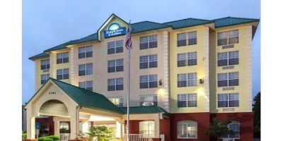 Days Inn & Suites by Wyndham Tucker/Northlake