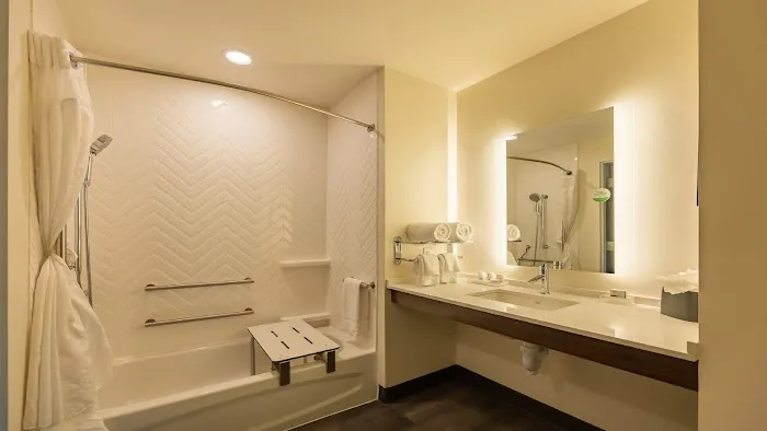 Hotel Spice & Sky Atlanta Perimeter 4