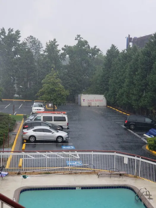 Days Inn by Wyndham Marietta-Atlanta-Delk Road 4