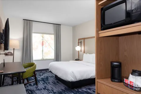 Fairfield Inn & Suites Atlanta Marietta 4