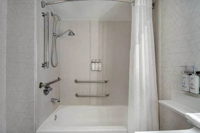 Holiday Inn Express Marietta - Atlanta Northwest by IHG 4