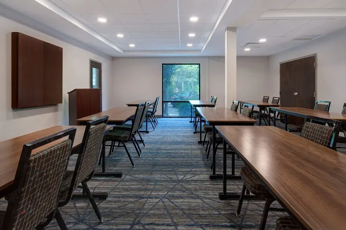 Holiday Inn Express Marietta - Atlanta Northwest by IHG 4