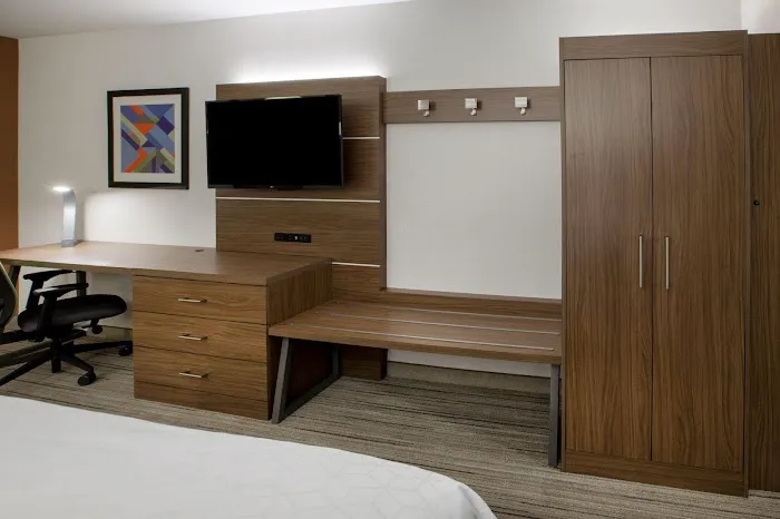 Holiday Inn Express Marietta - Atlanta Northwest by IHG 4