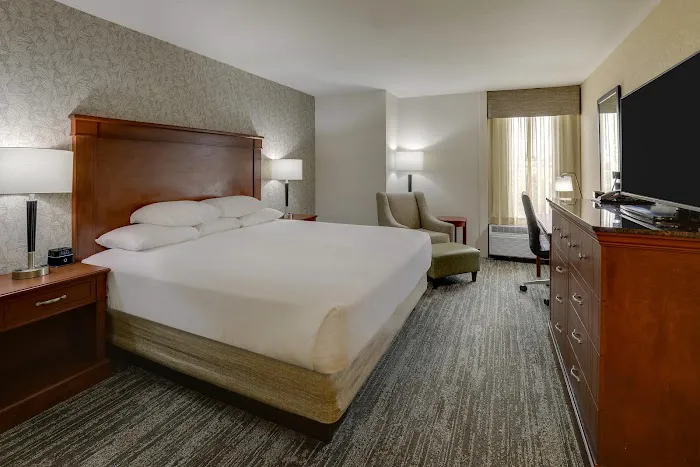 Drury Inn & Suites Atlanta Marietta 4