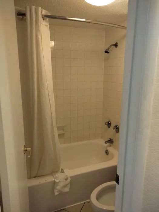 Horizon Inn and Suites Norcross 5