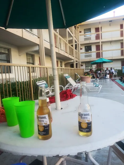 Horizon Inn and Suites Norcross 5