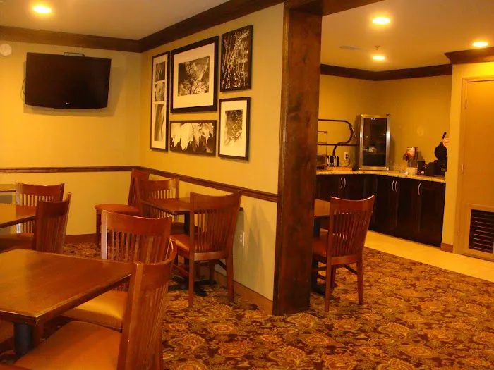 Country Inn & Suites by Radisson, Norcross, GA 5
