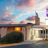 Knights Inn Tucker
