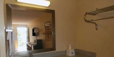 Americas Best Value Inn Tucker
