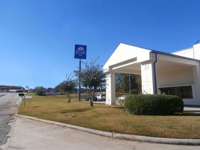 Americas Best Value Inn Tucker 4