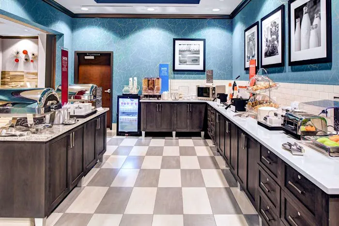 Hampton Inn & Suites by Hilton Atlanta Perimeter Dunwoody 5