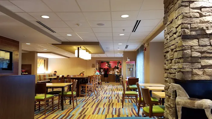 Fairfield Inn & Suites Atlanta Perimeter Center 5