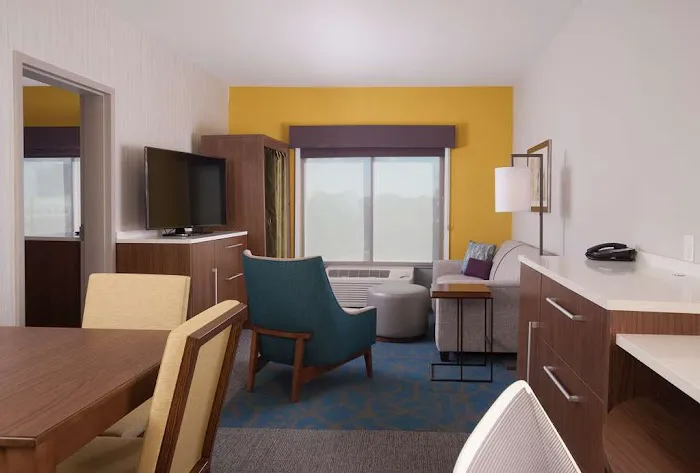 Home2 Suites by Hilton Atlanta Perimeter Center 5