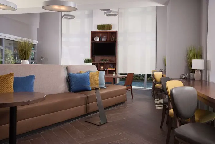 Home2 Suites by Hilton Atlanta Perimeter Center 5