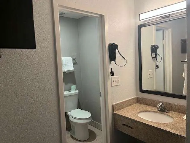 Studio 6 Suites Norcross, GA 5