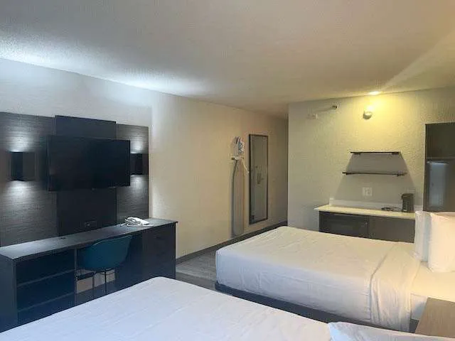 Studio 6 Suites Norcross, GA 5