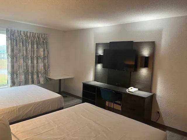 Studio 6 Suites Norcross, GA 5