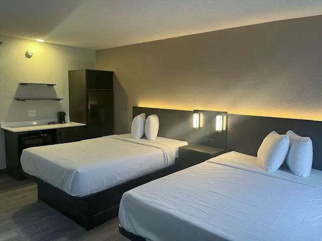 Studio 6 Suites Norcross, GA 5