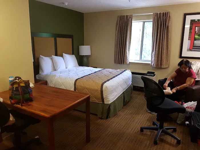 Spring Swallow Lodge, Extended Stay Hotel - Atlanta - Peachtree Corners 4