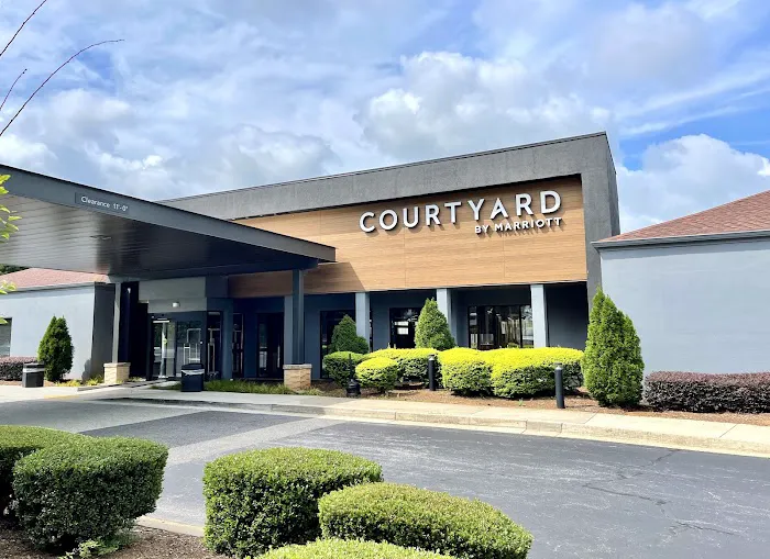 Courtyard Atlanta Norcross/Peachtree Corners 4