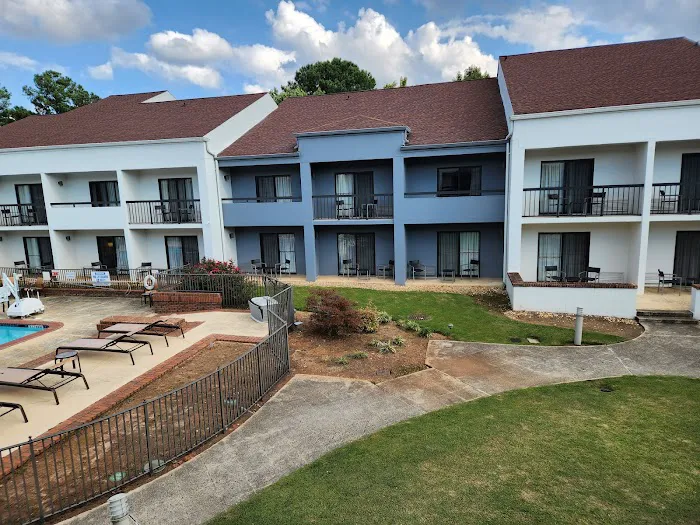 Courtyard Atlanta Norcross/Peachtree Corners 4
