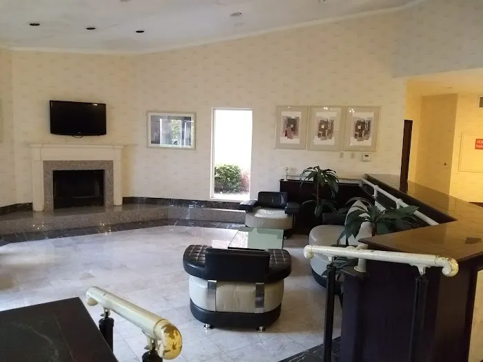Congress Hotel and Suites 5