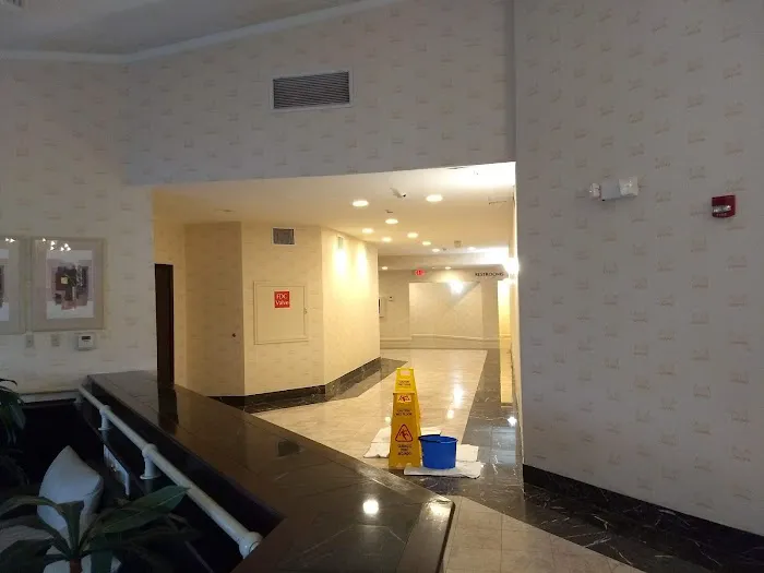 Congress Hotel and Suites 5