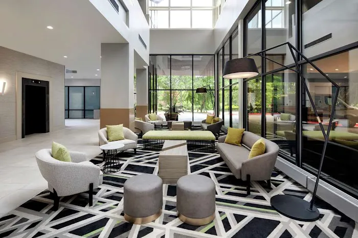 Embassy Suites by Hilton Atlanta Perimeter Center 5