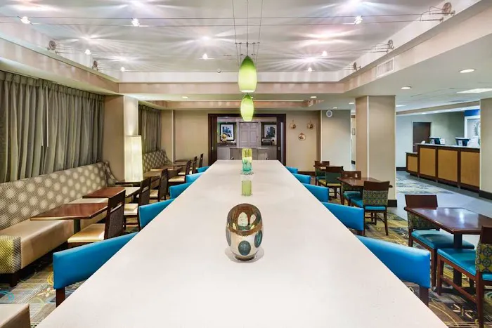 Hampton Inn Atlanta-Perimeter Center 5