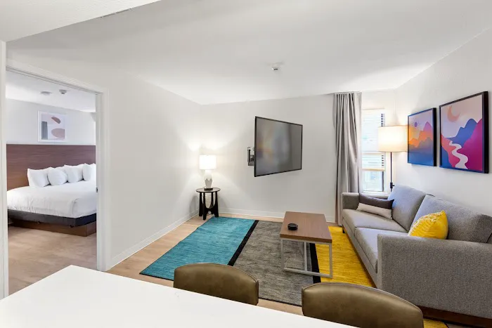 WaterWalk Extended Stay by Wyndham Atlanta Perimeter 4