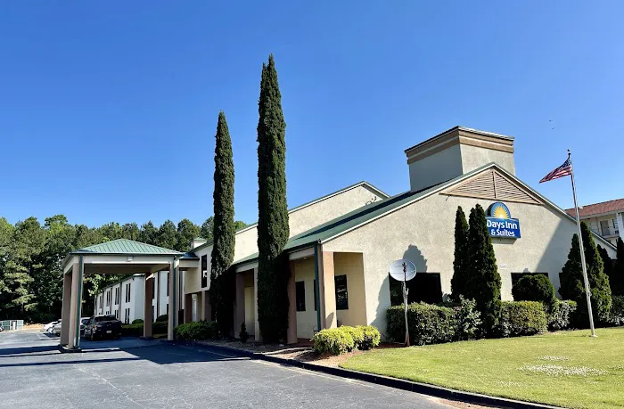 Days Inn & Suites by Wyndham Peachtree Corners/Norcross 4