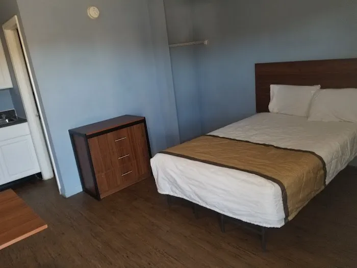 Metro Extended Stay Hotel 4