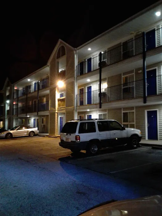 Metro Extended Stay Hotel 4